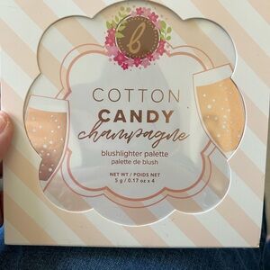 Beauty Bakerie Cotton Candy Champagne Blushlighter Palette - Pink NIB